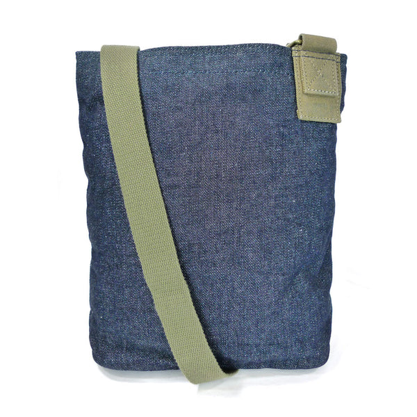 Chala Patch Crossbody Bag + Detachable Key fob Bundle (Raccoon) - Animal-Bags.com